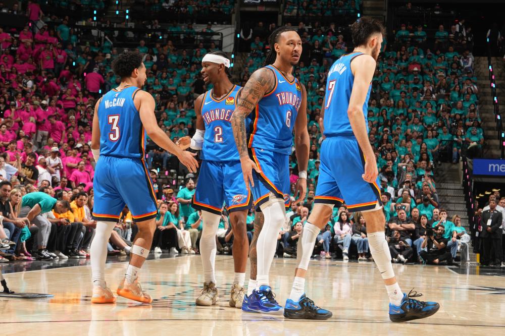 约基奇17分41秒完成三双刷新纪录位列NBA历史第五快